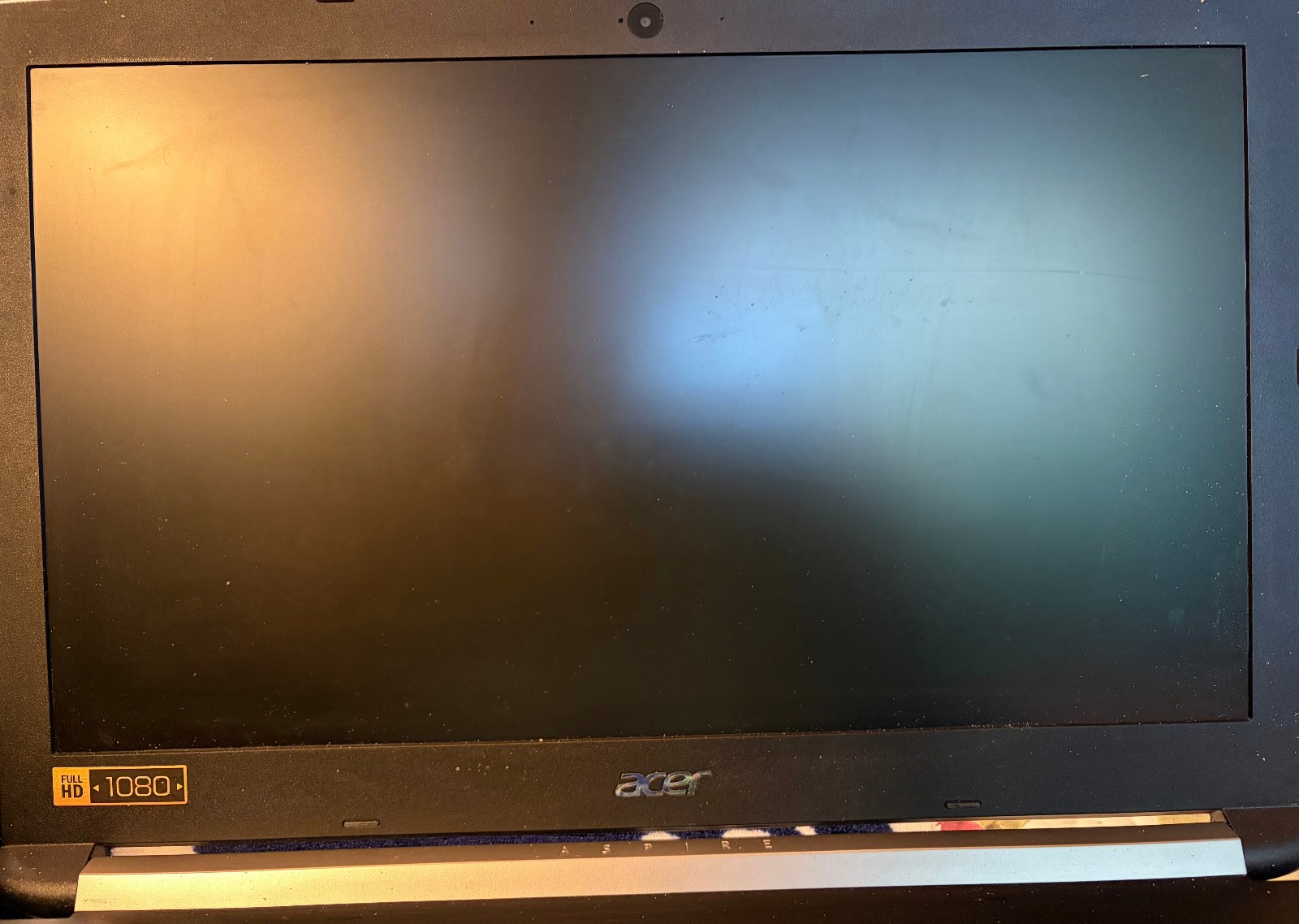 ACER ASPIRE E5-575 15.6″ Laptop | i3-7100U@2.40GHz | 8GB RAM | 1TB HDD | Win 10
