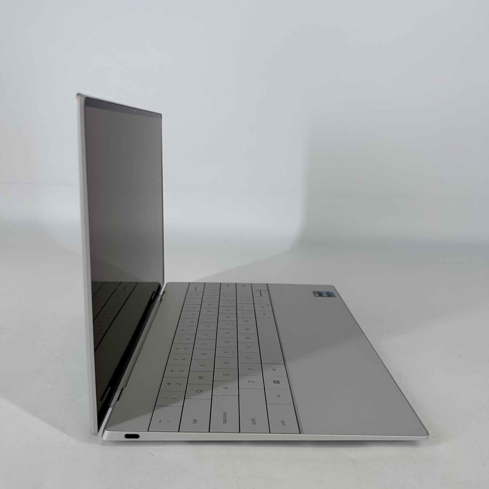 Dell XPS 13 Plus 9320 3.5K TOUCH 1.8 GHz i7-1280P 16GB 512GB SSD Good