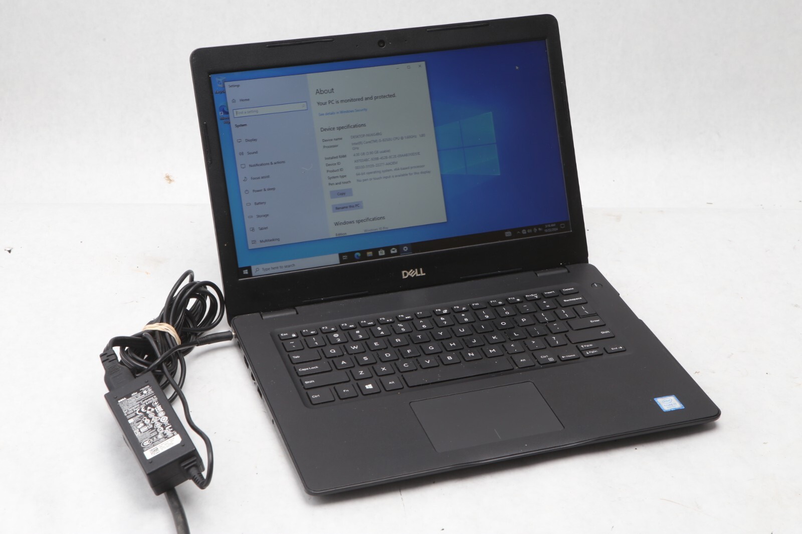 Dell Latitude 3490 14″ Laptop 240GB SSD 4GB RAM i5-8250u 1.60GHz Win10 READ E61