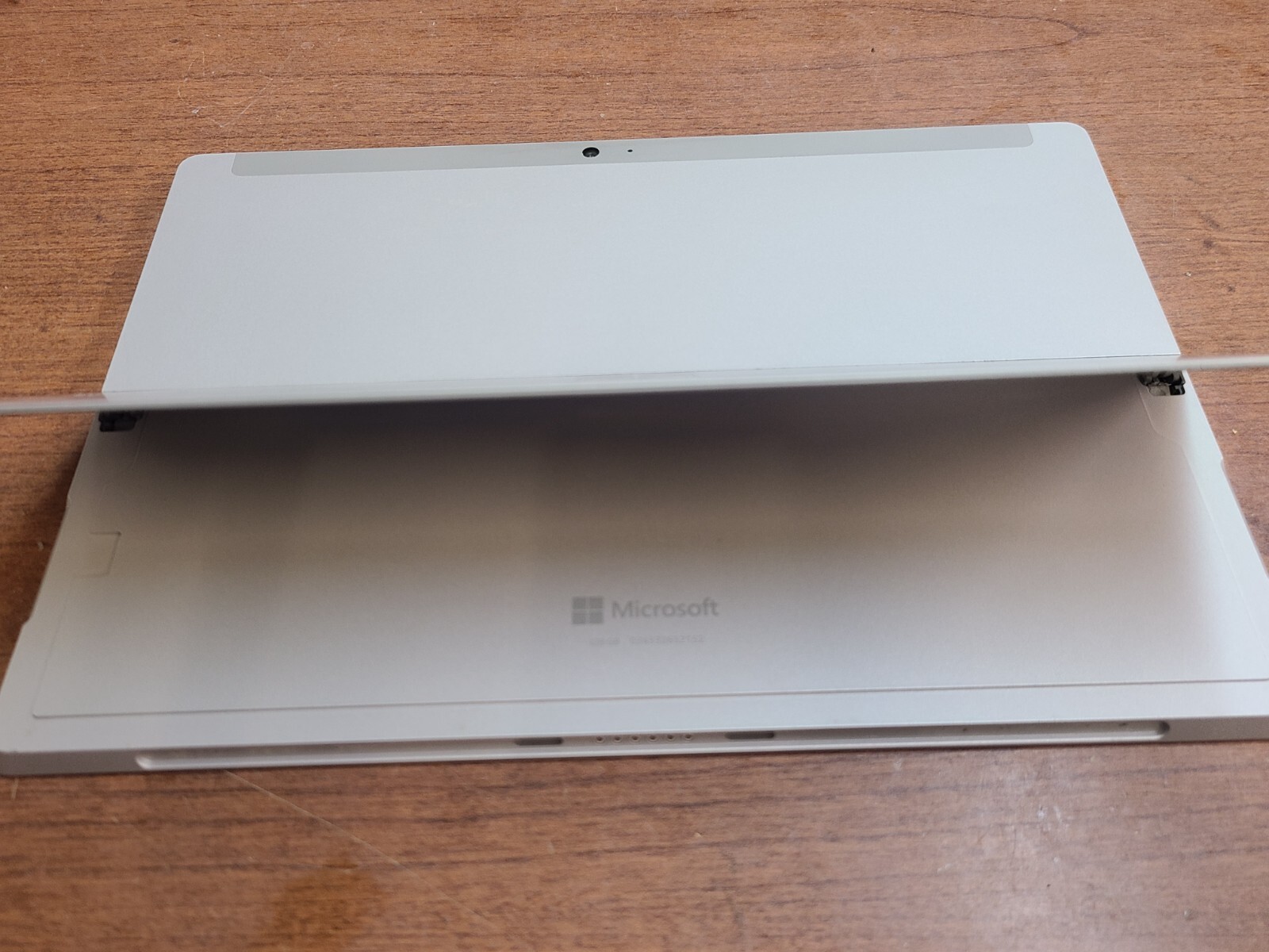 ORIGINAL!! MICROSOFT SURFACE 3 1645 10.8″ SILVER 128GB SSD TABLET AS-IS!! READ!!