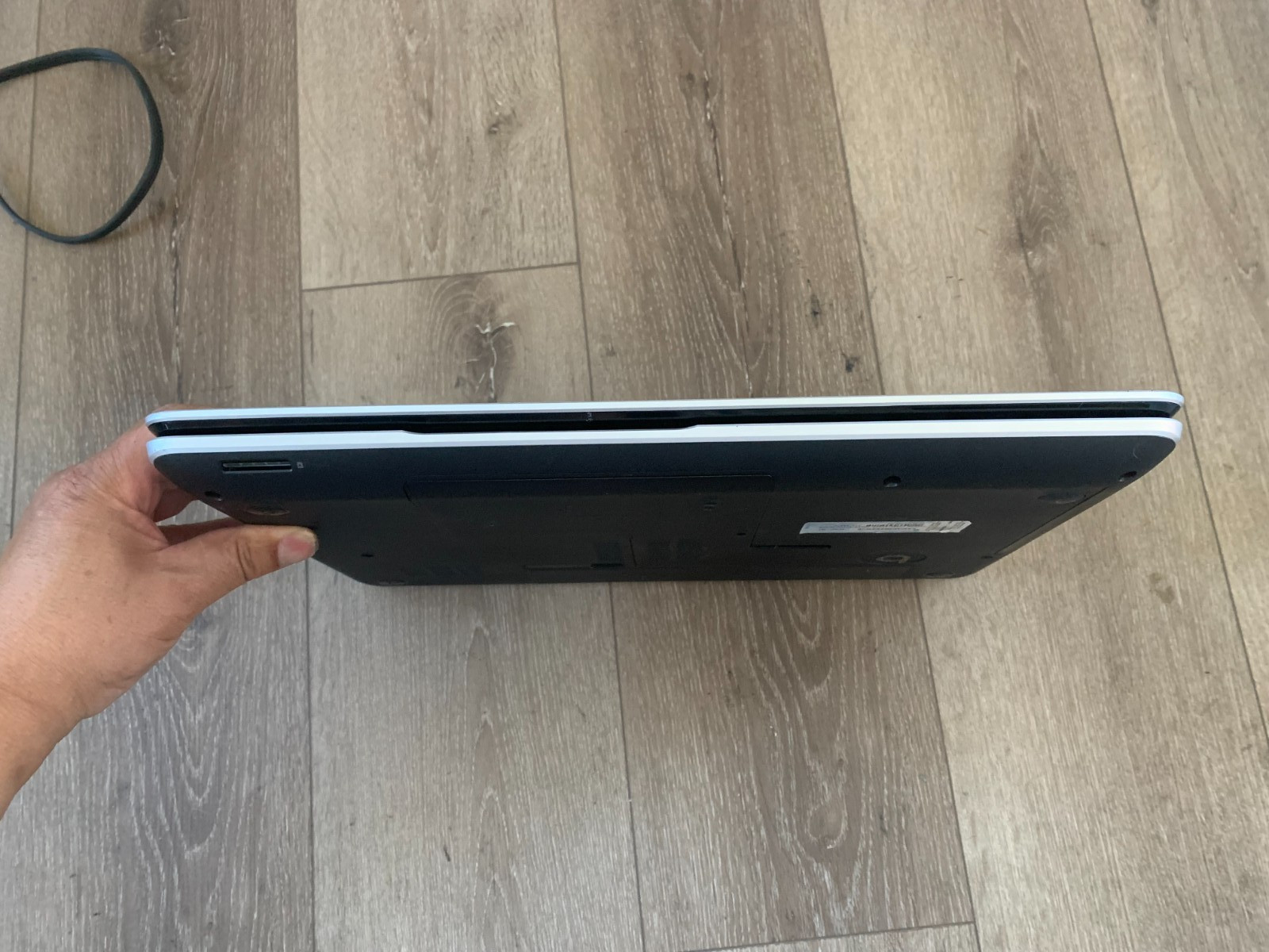 HP Pavilion dv6 15.6″ AMD A6-4400M APU Radeon 2.70GHz 4GB RAM 320GB HDD Win 10