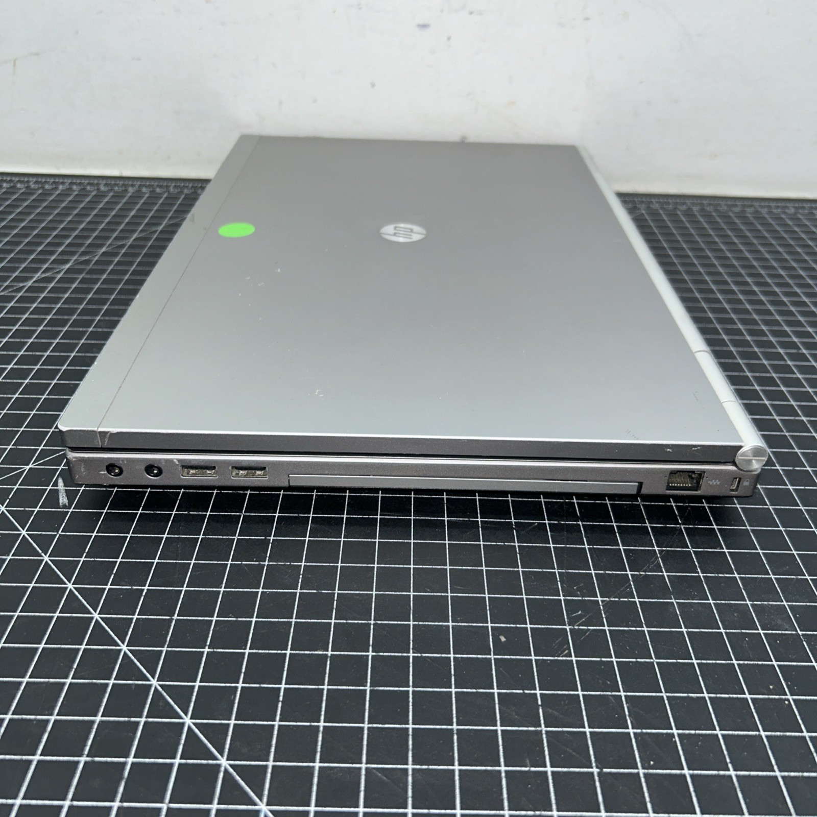 **PARTS/REPAIR**HP Elitebook 8570P Laptop with Power Cord