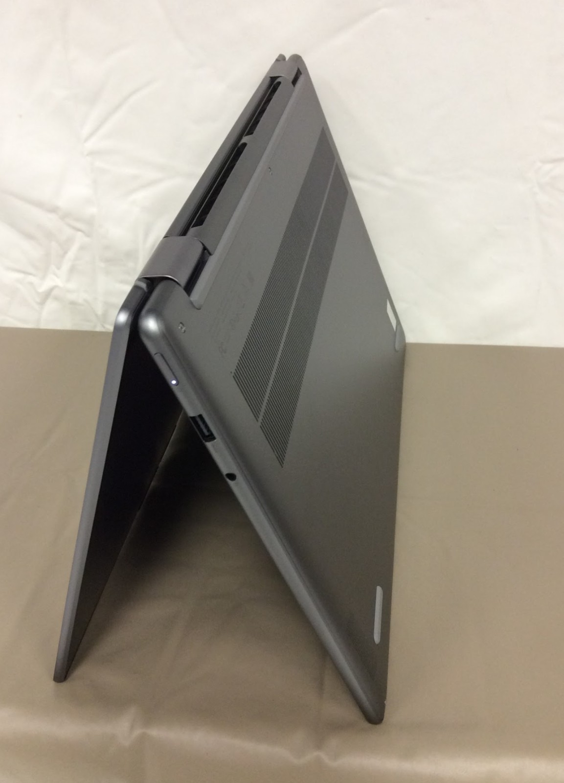 Lenovo Yoga 7 16″ 2.5K Touch 2-in-1 Laptop, Intel i7-1260P 16GB 512GB, W11H,used