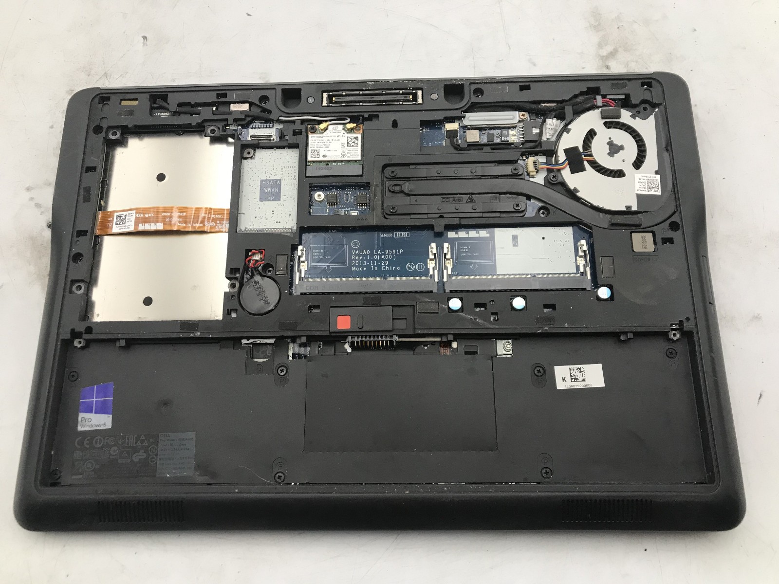 DELL LATITUDE E7440 – BOOTS TO BIOS/LOCKED – INTEL I5 4310U – NO RAM – READ – BB
