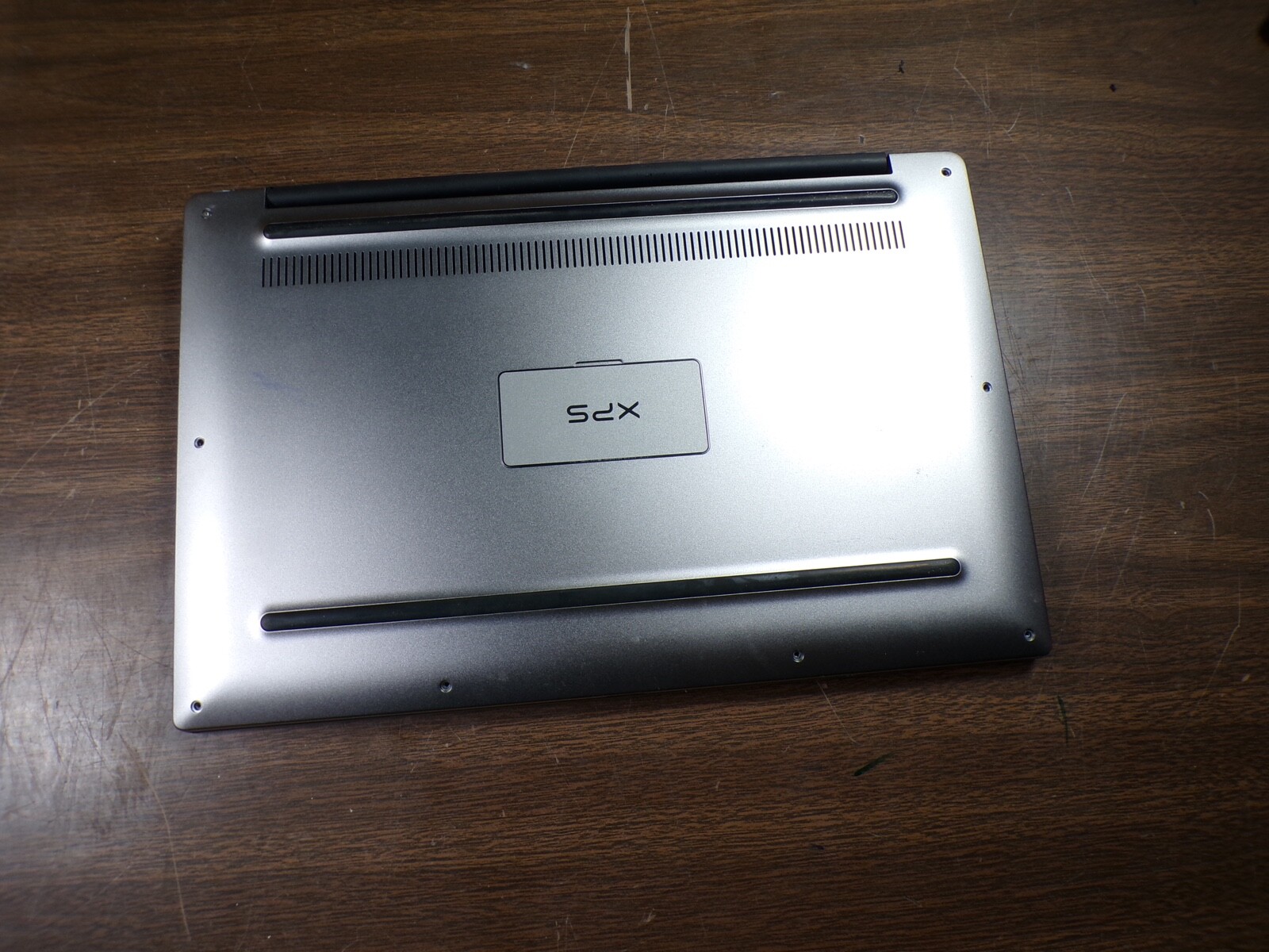 DELL XPS 13 9343 intel core i5-5200 2.20GHZ 4GB RAM **NO HD/ NO CADDIE/ NO OS