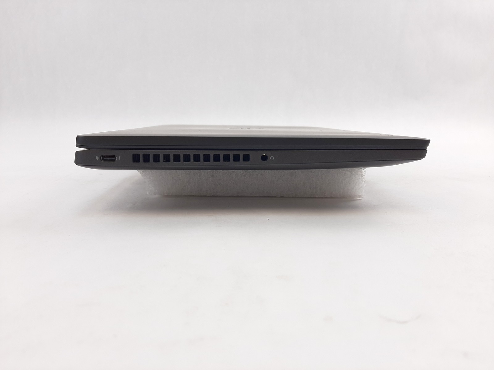 Dell Latitude 7430 i7-1270P 2.20GHz 32GB RAM 256GB NVMe Marks Part/Repair C3*385