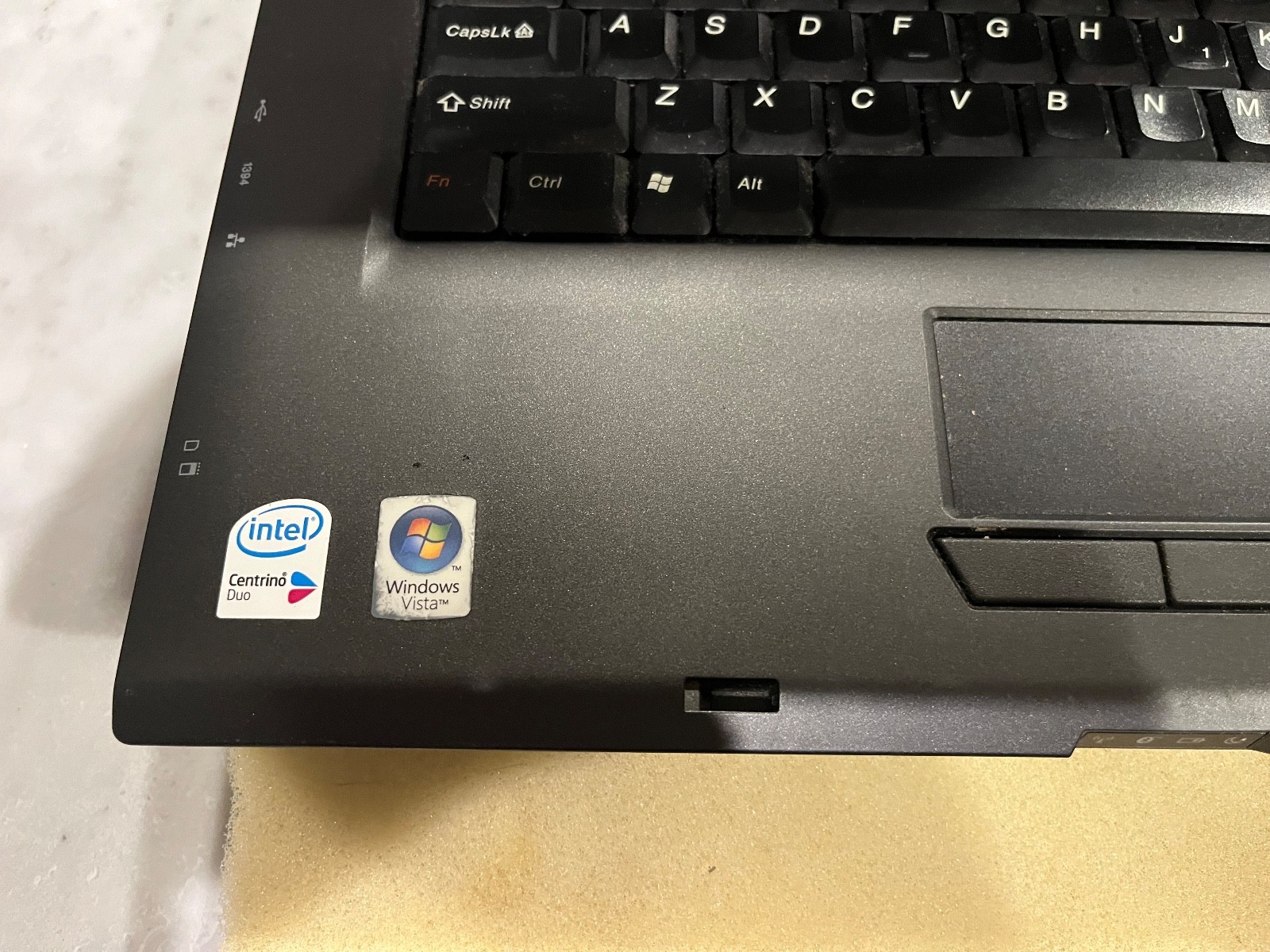 Lenovo 3000 N100 type 0768-A49 Intel Centrino Duo notebook computer