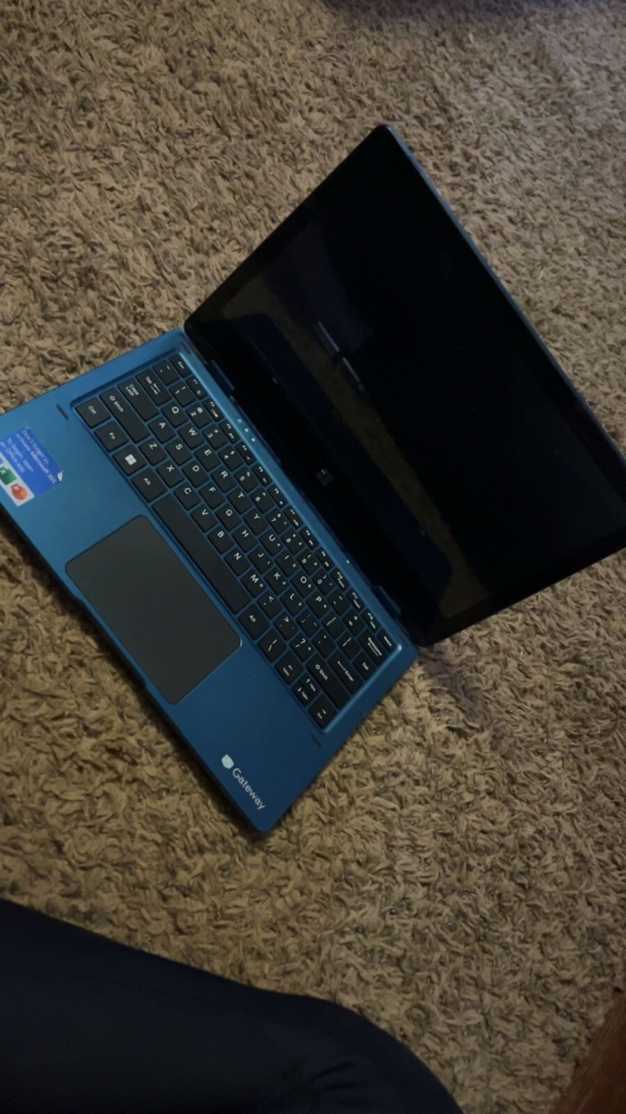 Gateway Convertible 11.6″ (64GB SSD, Intel Celeron 4020, 1.10GHz, 4GB RAM)…