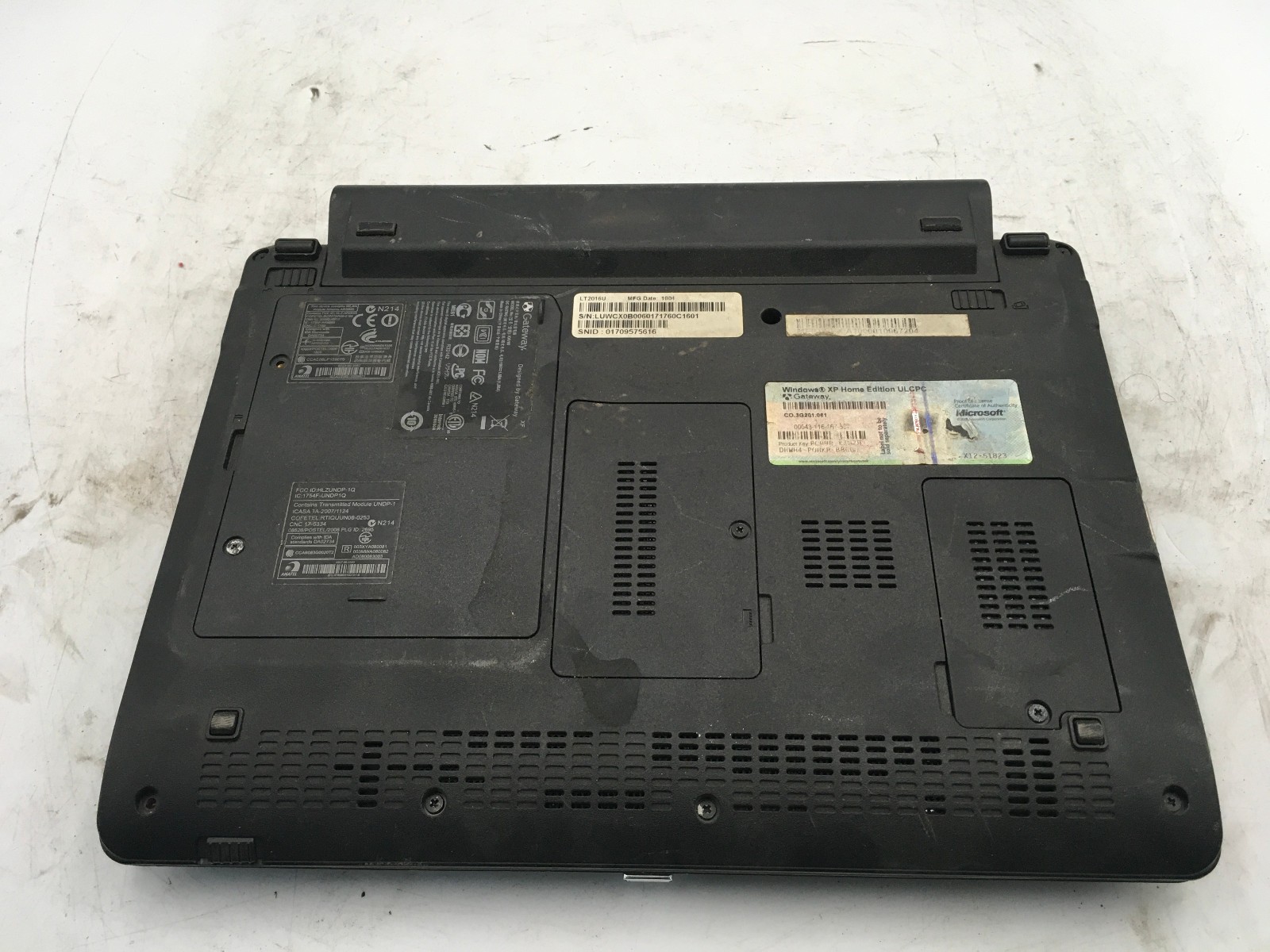 GATEWAY XF KAV60 – BOOTS TO BIOS – INTEL ATOM N270 – 1GB RAM – 10″ -READ DESC-BB