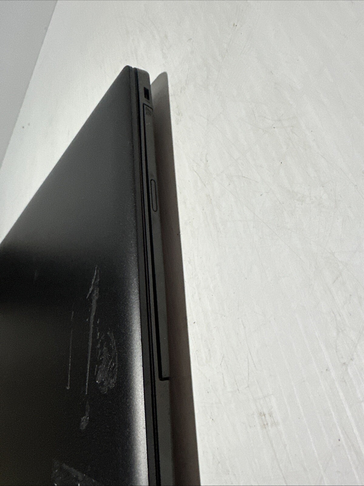 Lenovo 80XR 15″ Laptop Intel Pentium N4200 4gb Ram 1 TB HDD Windows 10 Home