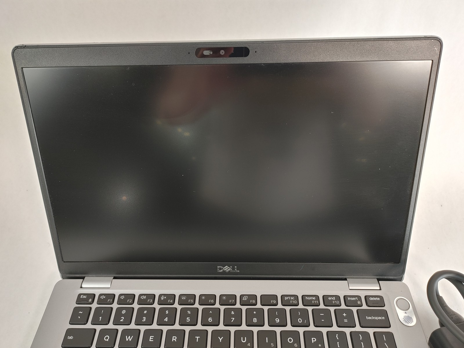 Dell Latitude 5410 Core i7-10610U 1.80 GHz 16 GB DDR4 256 GB M.2 Windows 11 Pro