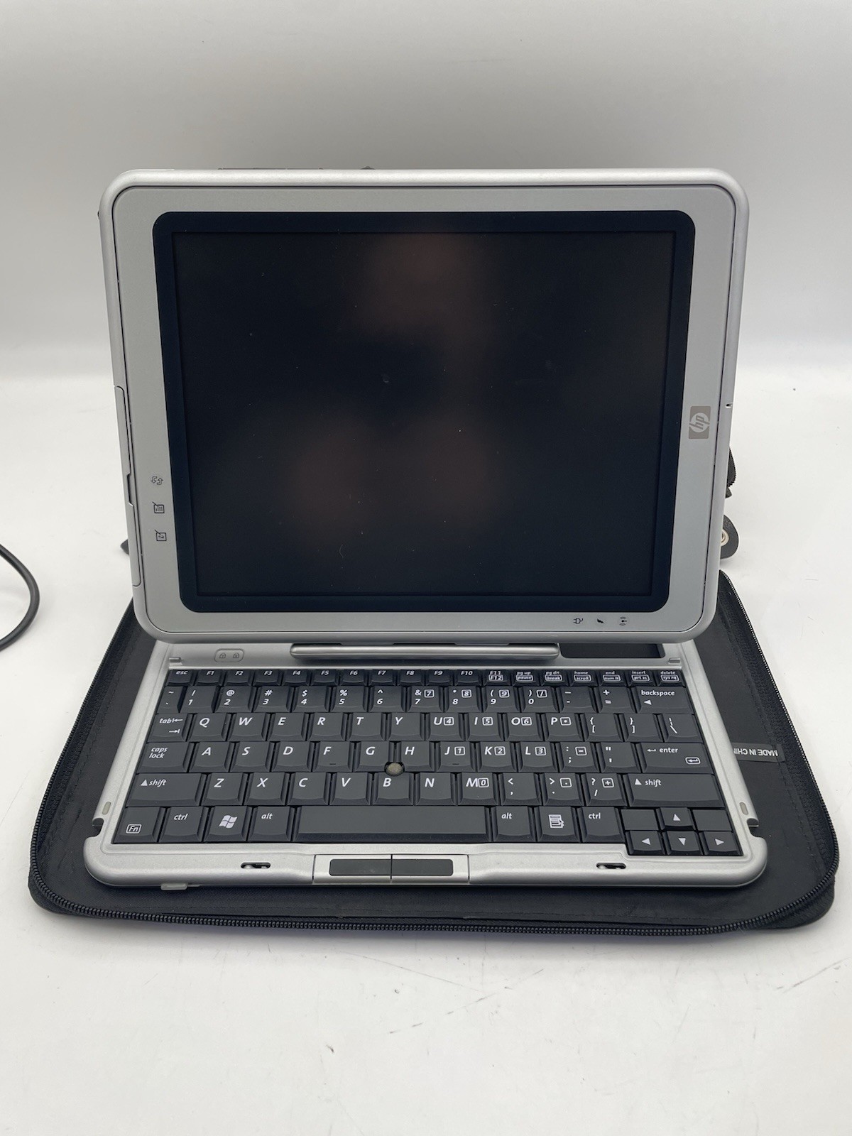 HP TC1100 Windows XP Tablet 1.00GHz w/ Pen , Keyboard Dock and Case