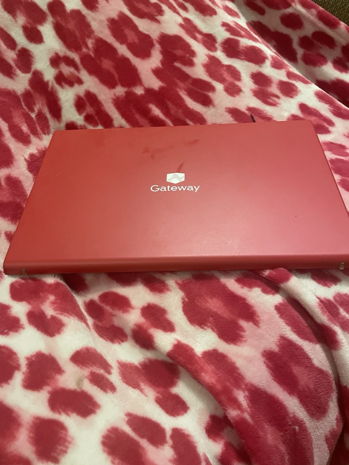 Gateway GWTN156-11BK 15.6″ Laptop Intel Pentium Silver 128GB SSD Wi-Fi Webcam