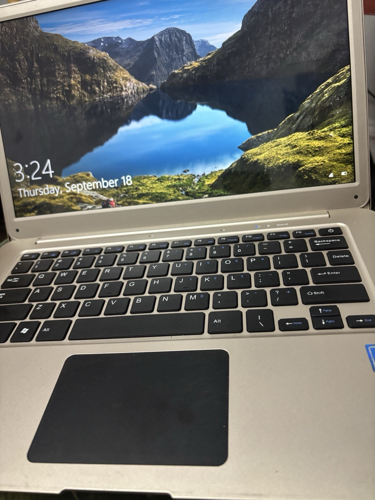 Hyundai – 14.1″ Thinnote Laptop Intel Pentium N4200 4GB Memory 64GB Rose Gold
