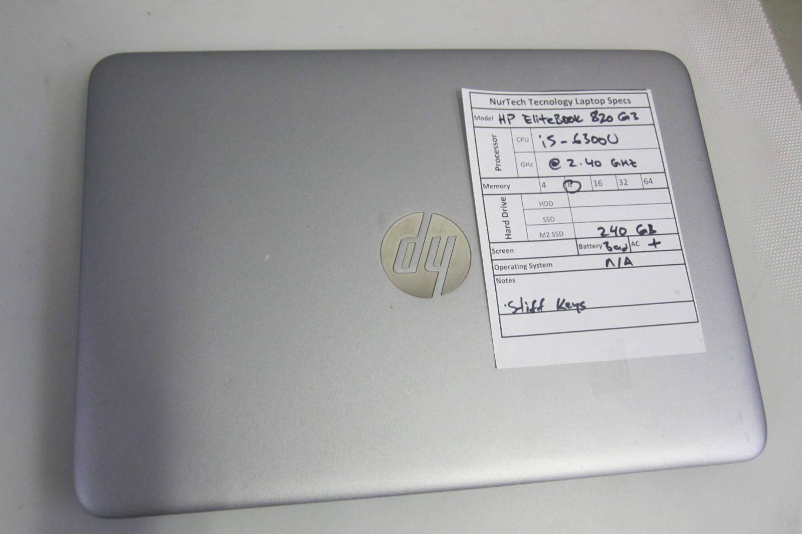 HP EliteBook 820 G2 i5 6300U 8GB 2.40GHZ 240GB M2SSD NO OS STIFF KEYS BAD BTRY