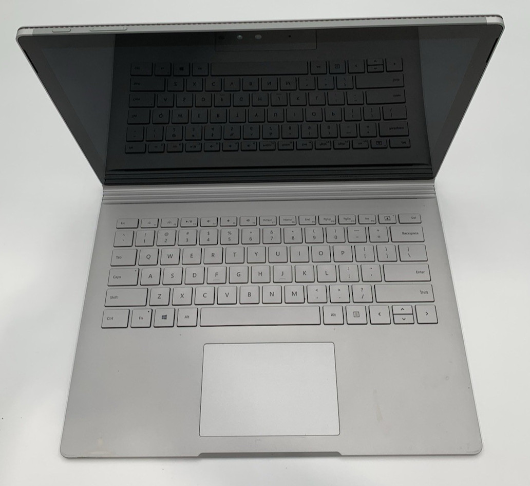 Microsoft Surface Book 1 13″ i5-6300U 2.4GHz 256GB SSD 8GB DDR3 Silver Fair/Dent