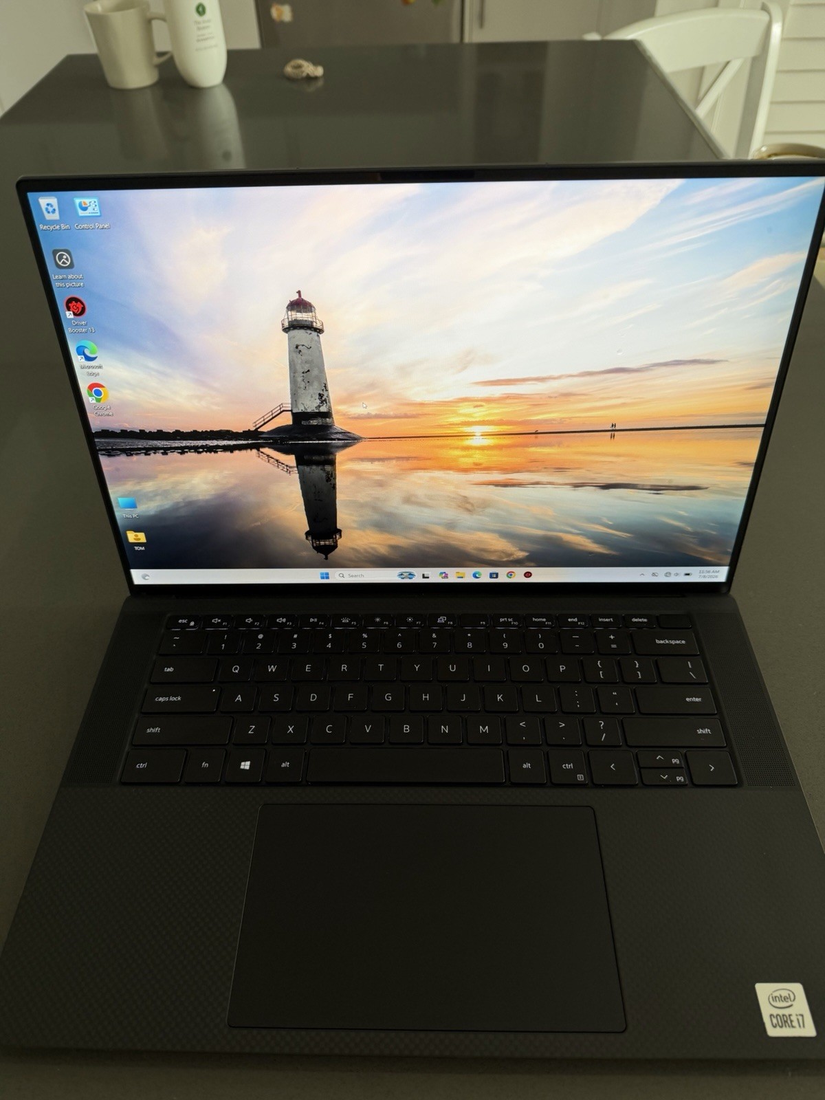 Dell Precision 5550 i7 is a premium 15.6-inch