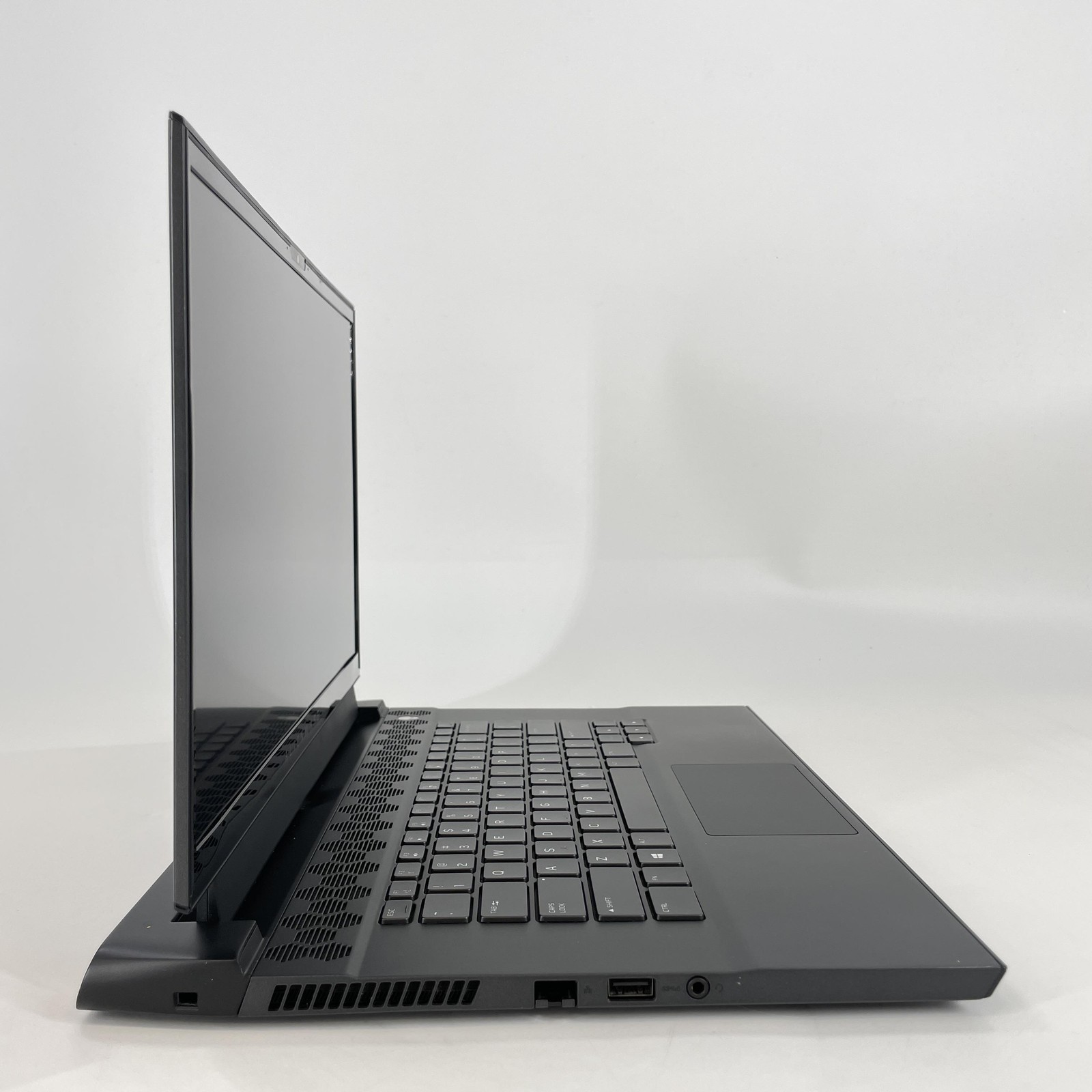 Dell Alienware m15 R4 300Hz FHD i7-10870H 2.20GHz 16GB 1TB/512GB RTX 3070 Good