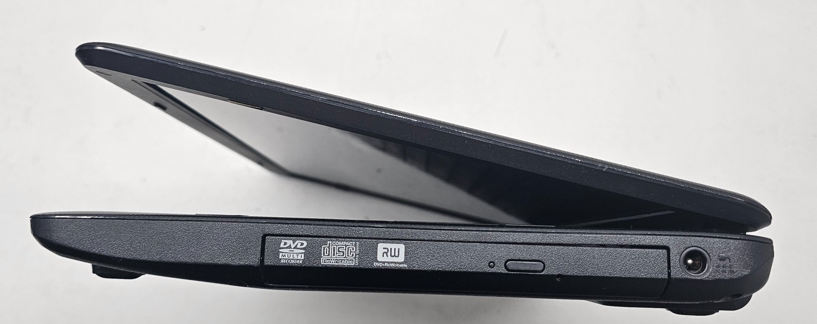 Toshiba Satellite C655-S5002 Laptop Intel Celeron 900 2GB Ram NO HD/OS (FL)
