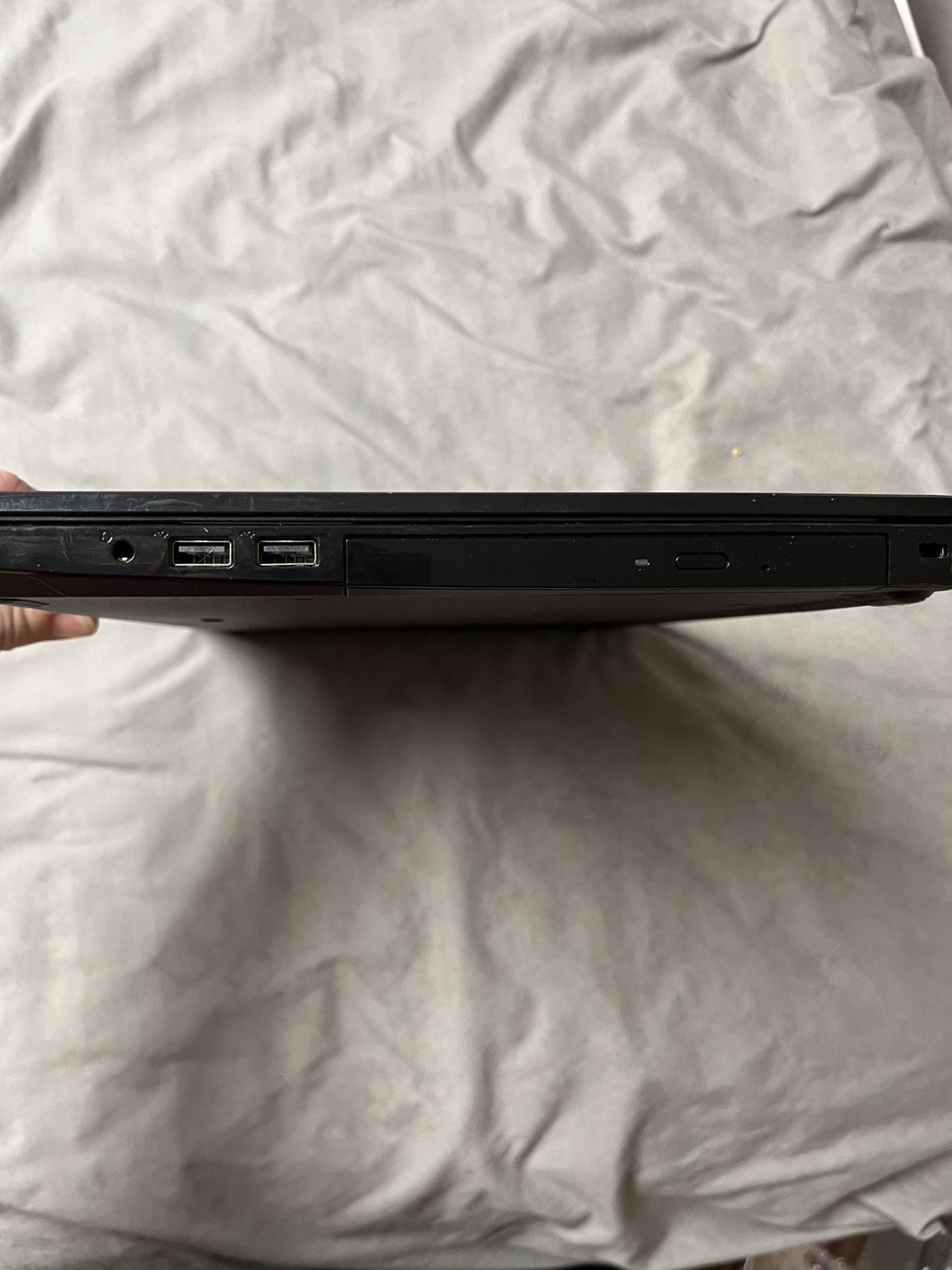 Dell Inspiron 15-3552 Intel Pentium N3700 1.60GHz 4GB 500GB Windows 11 DVD Drive