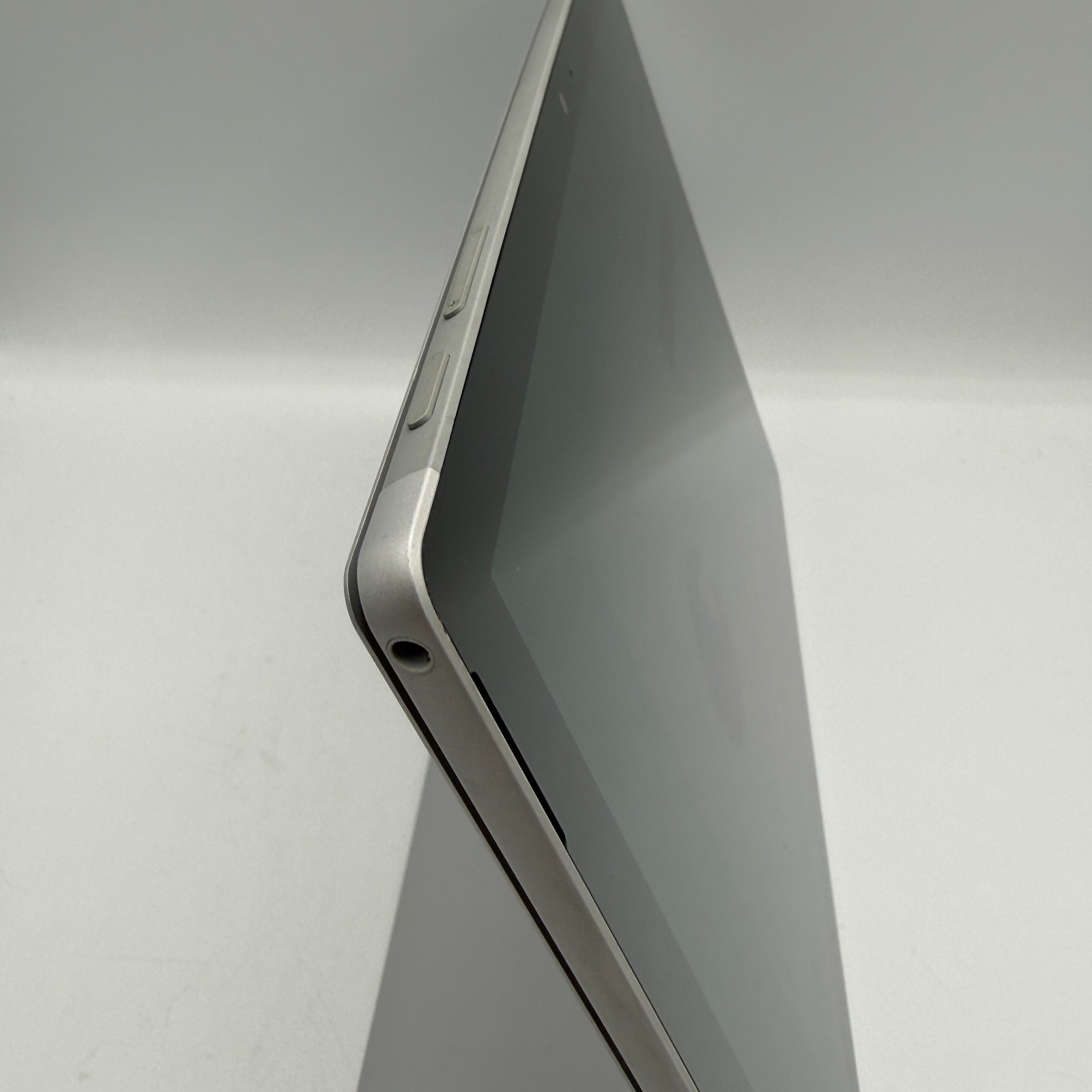 Microsoft Surface Pro 6 i5-8250U 8GB RAM 128GB SSD DDR3 12.3″ Win11 Tab Silver-B