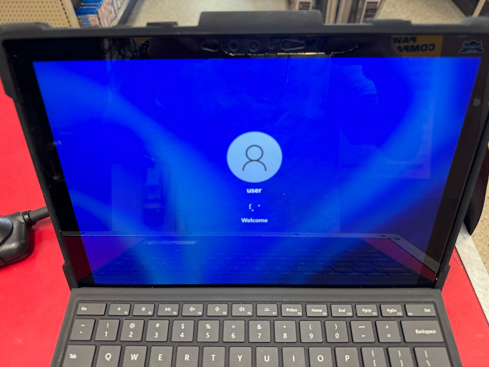 Microsoft Surface Pro 7 12.3″ Intel Core i5-1035G4, 8GB RAM) Laptop **USED**