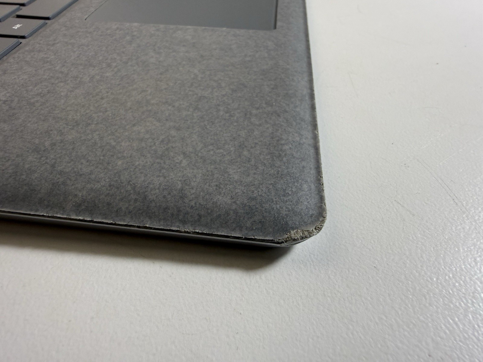 Microsoft Surface Laptop 5 13.5” 1950 Intel Core i7-1265U 16GB RAM 512GB NVME