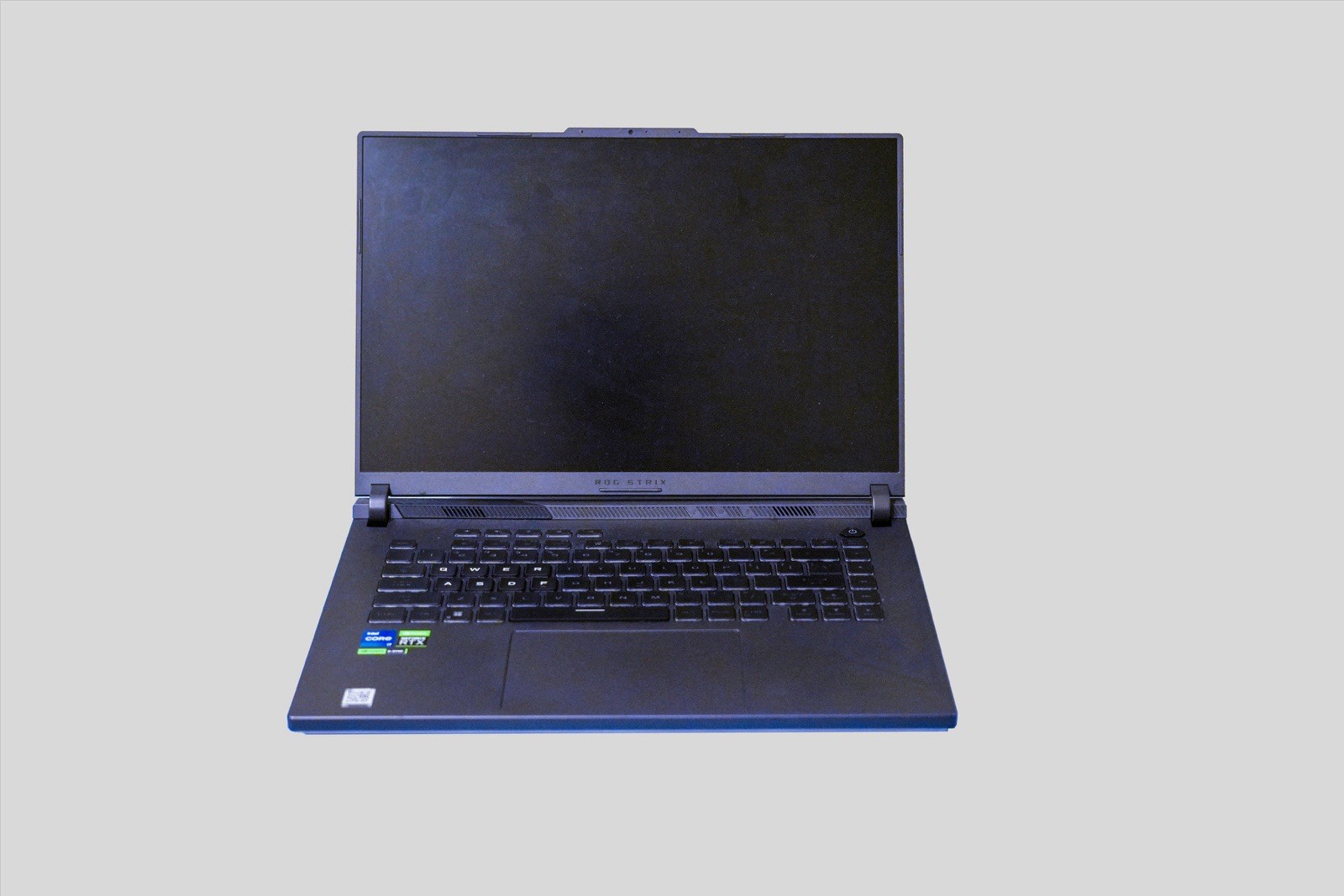 ASUS ROG Strix G16 (2023) – i7-13650HX / RTX 4060 / 16GB RAM / 1TB SSD