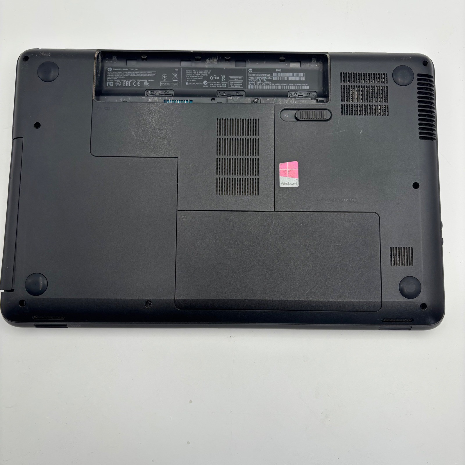 HP 2000-2D270X Laptop PC Unisex OS Black Fair Untested Parts Missing Battery HDD