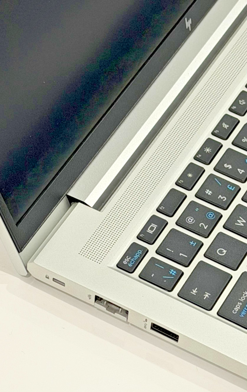 HP ProBook 645 G10 14″ FHD/Ryzen 5 7530U/16GB/256GB/AMD Radeon GPU/Bilingual/LTE