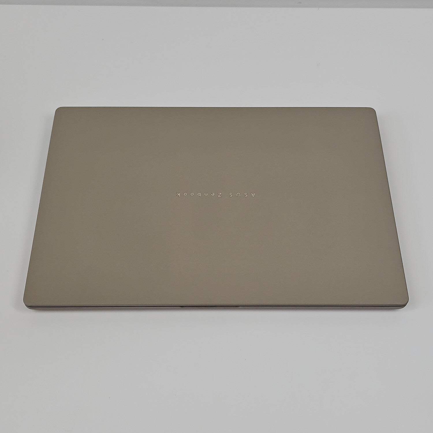 Asus Zenbook A 14 UX3407Q 14″ Snapdragon X Plus 3.2GHz 16GB RAM 512GB SSD