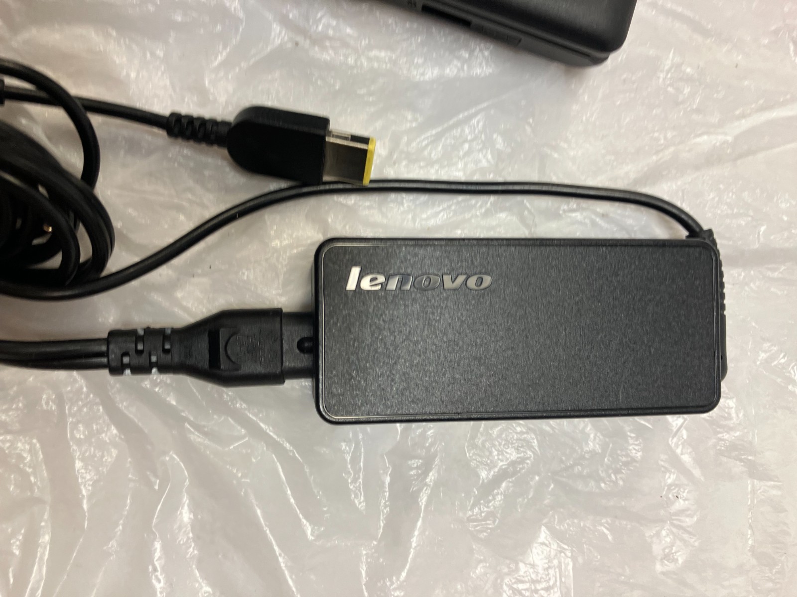 Lenovo ThinkPad E555 20DH002QUS 15.6″ AMD A6-7000 4GB RAM 500GB FOR PARTS