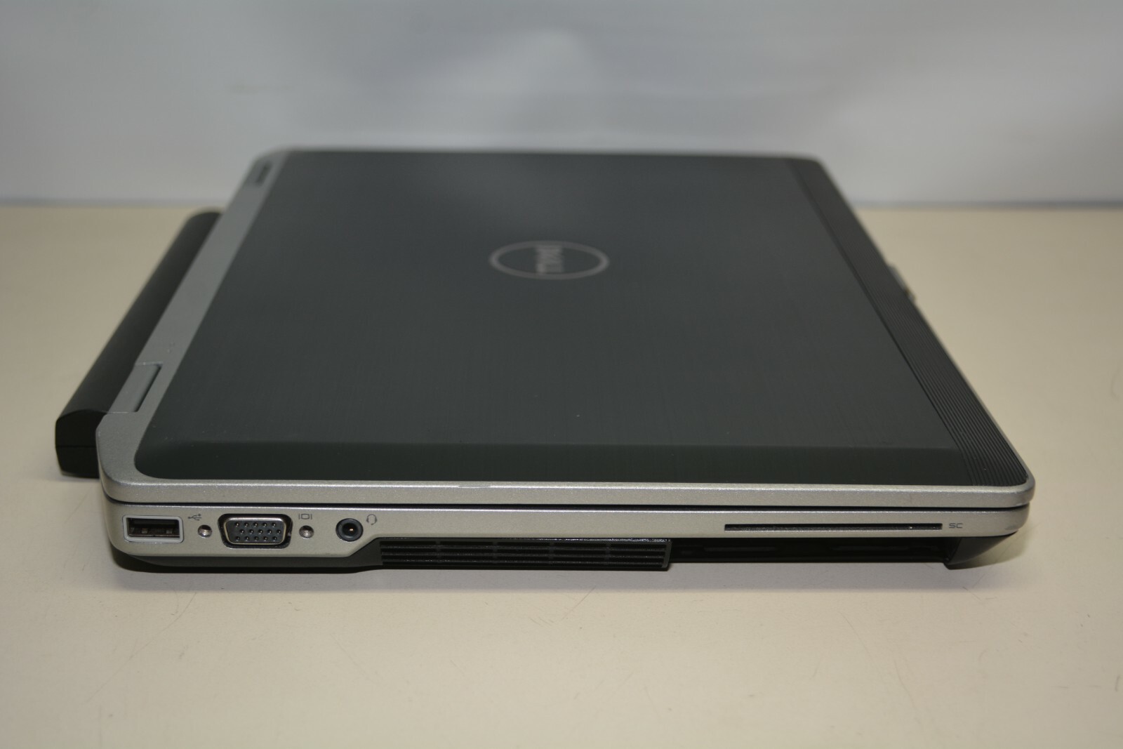 Dell Latitude E6420 14″ Intel i7-2620M 2.7GHz 4GB Ram No HD #W90