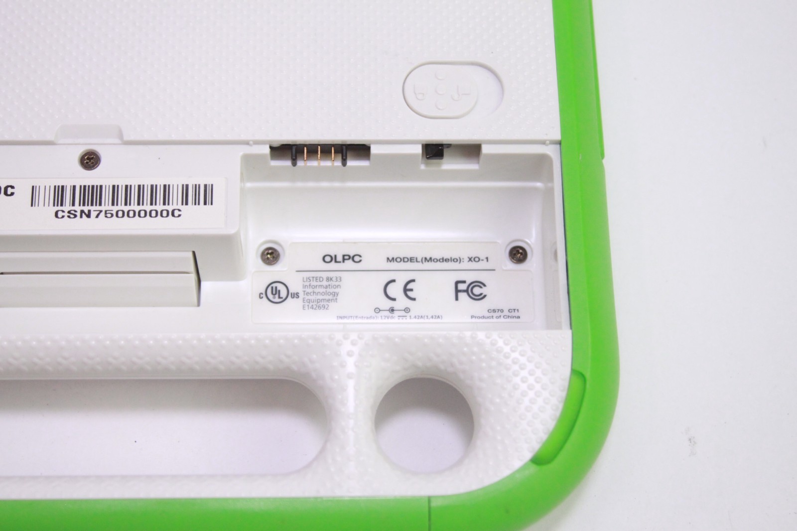 OLPC Model XO-1 Kids Laptop Computer Laptop AS IS READ Green & White