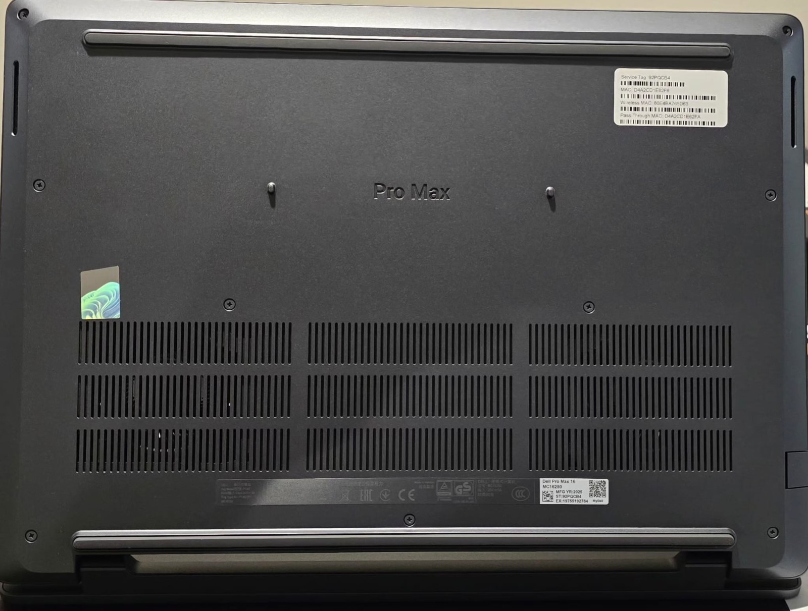 Dell Pro Max 16 MC16250 Ultra 7 265H 2.20 GHz 16GB 500GB 16″