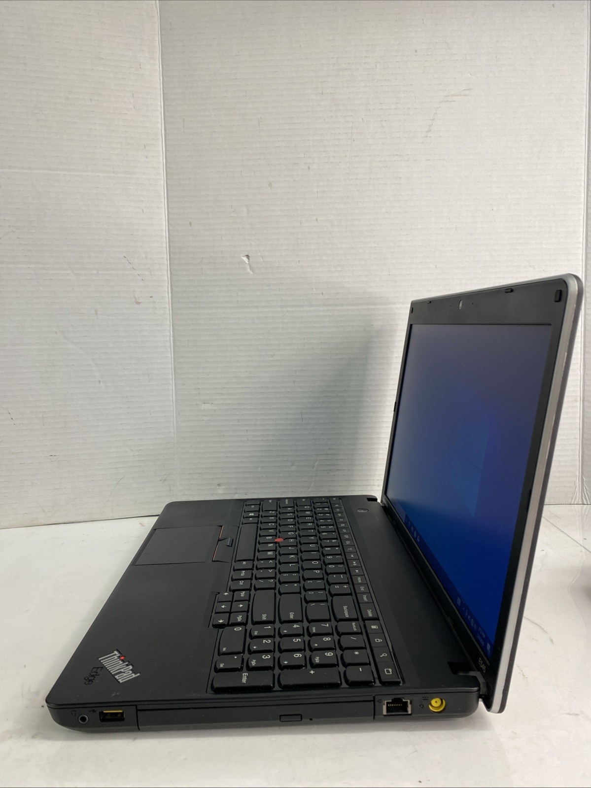 Lenovo ThinkPad Edge E545 Laptop A6-5350M 2.9GHz 180GB SSD 4GB RAM DVD-R