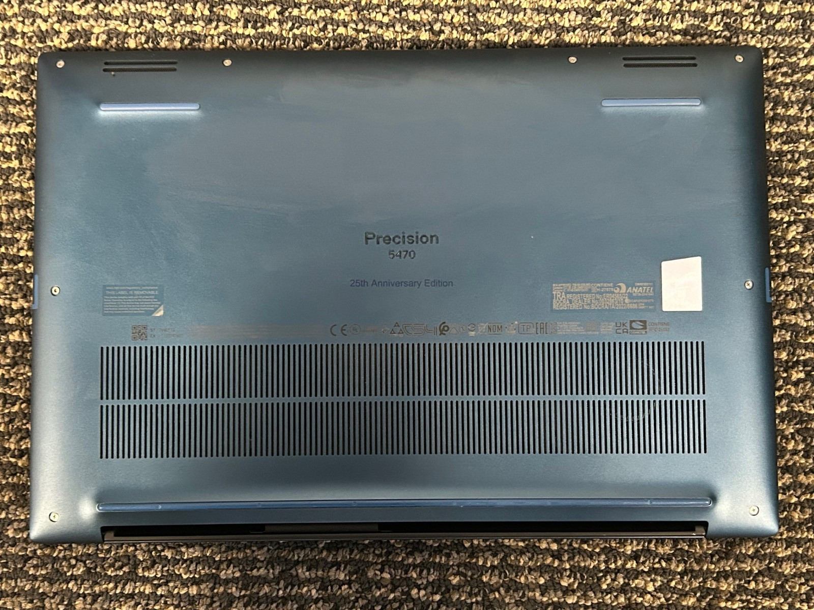 Dell Precision 5470 14″ i7-12800H 32GB 512GB SSD (RARE blue 25th anniv edition)