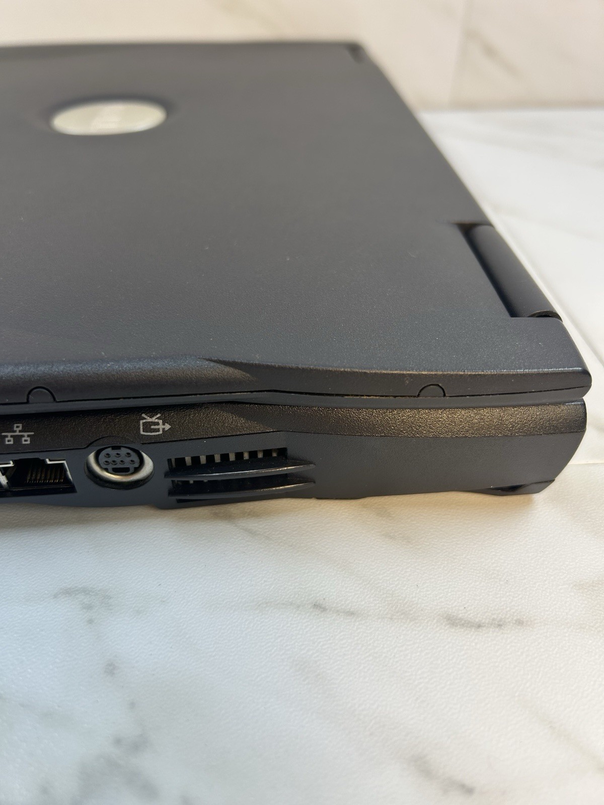 Dell Latitude C640 Laptop Pentium 4 M 1.8GHZ Windows XP Professional 512MB RAM