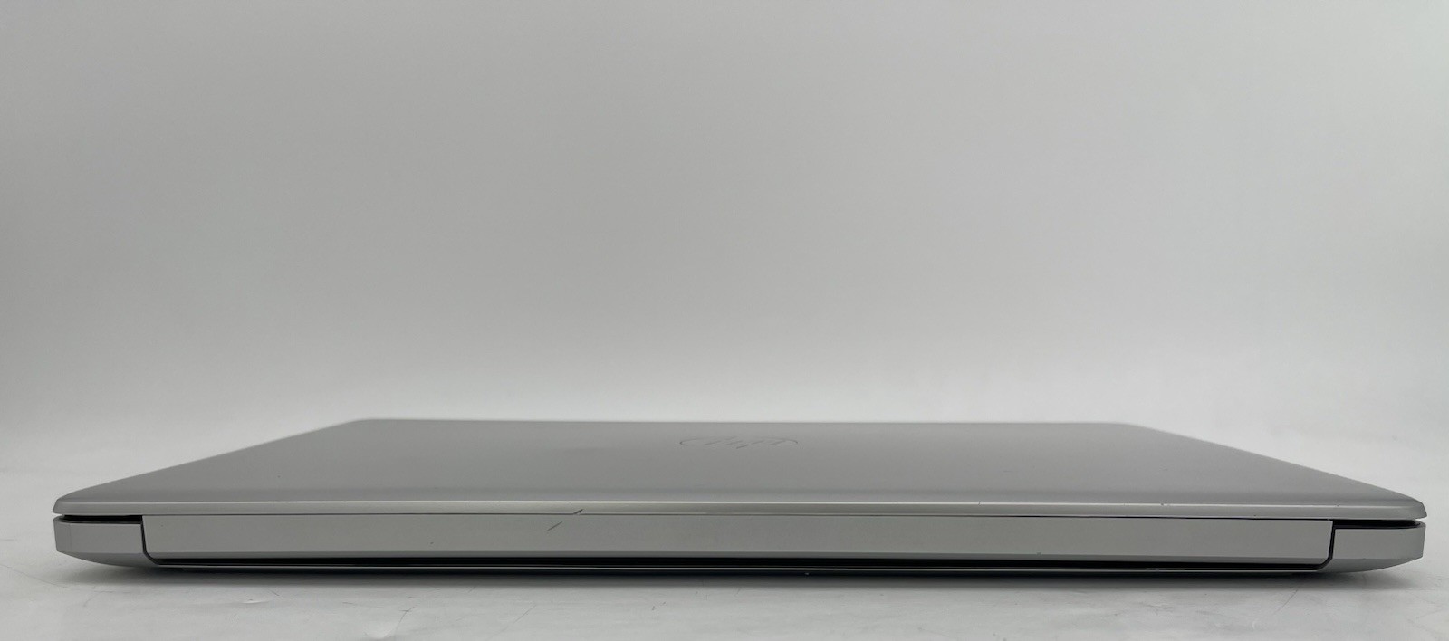 HP 15-da0012dx 15.6″ Laptop w/ i3-8130U 2.2GHz CPU 8GB RAM 128GB SSD WIN 11