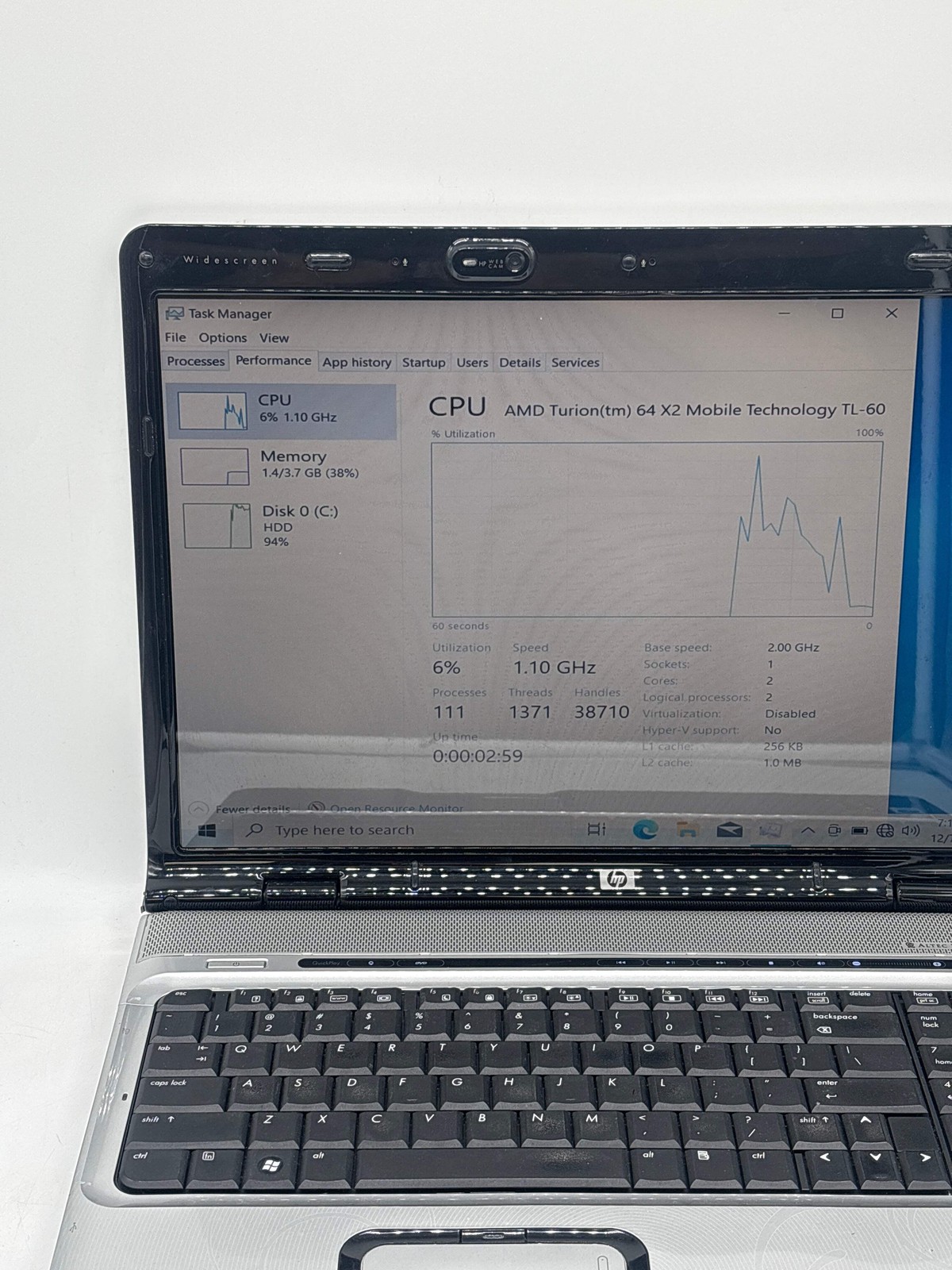 HP Pavilion dv2000 17″ AMD Turion 64 X2 4GB RAM 250GB HDD Black – For Parts