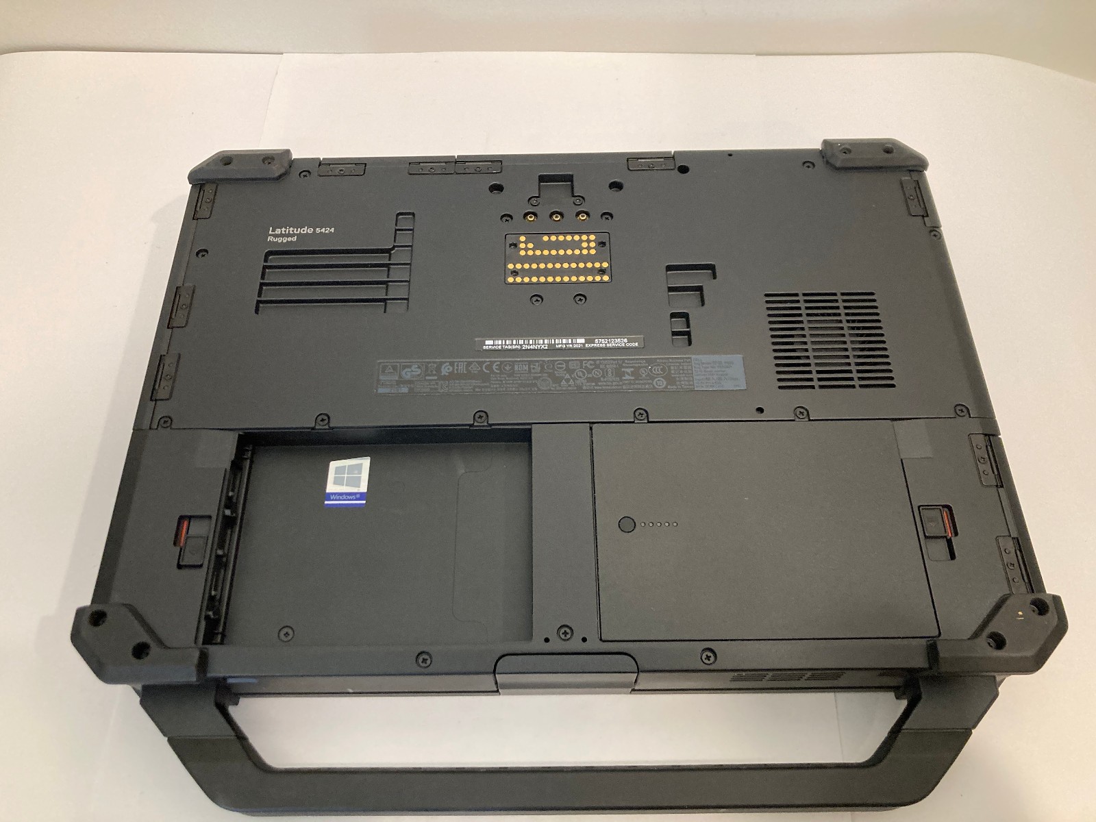 Dell Latitude 5424 Rugged i7-8650U 16GB DDR4 256GB NVMe Touch RADEON RX 540 W11P