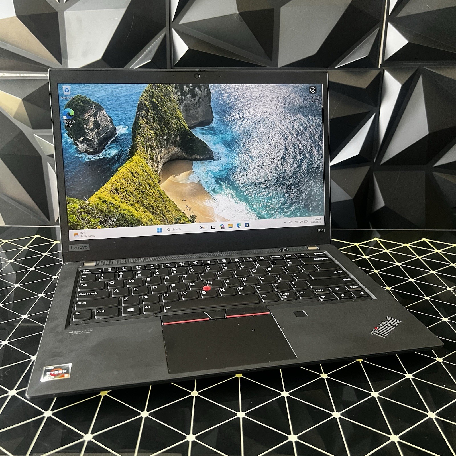 Lenovo ThinkPad P14s Gen 2 14″ Ryzen 5 PRO 5650U 24GB RAM 256GB SSD 4GB Graphics