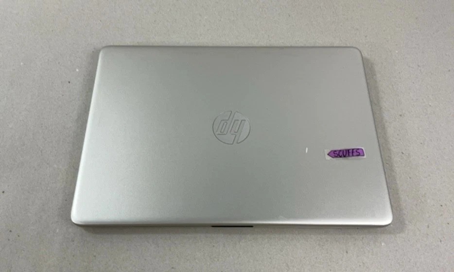 HP 14-DQ0011DX INTEL CORE i3-8145U 2.10GHZ 256 GB SSD 8GB RAM WIN 11 TOUCHSCREEN