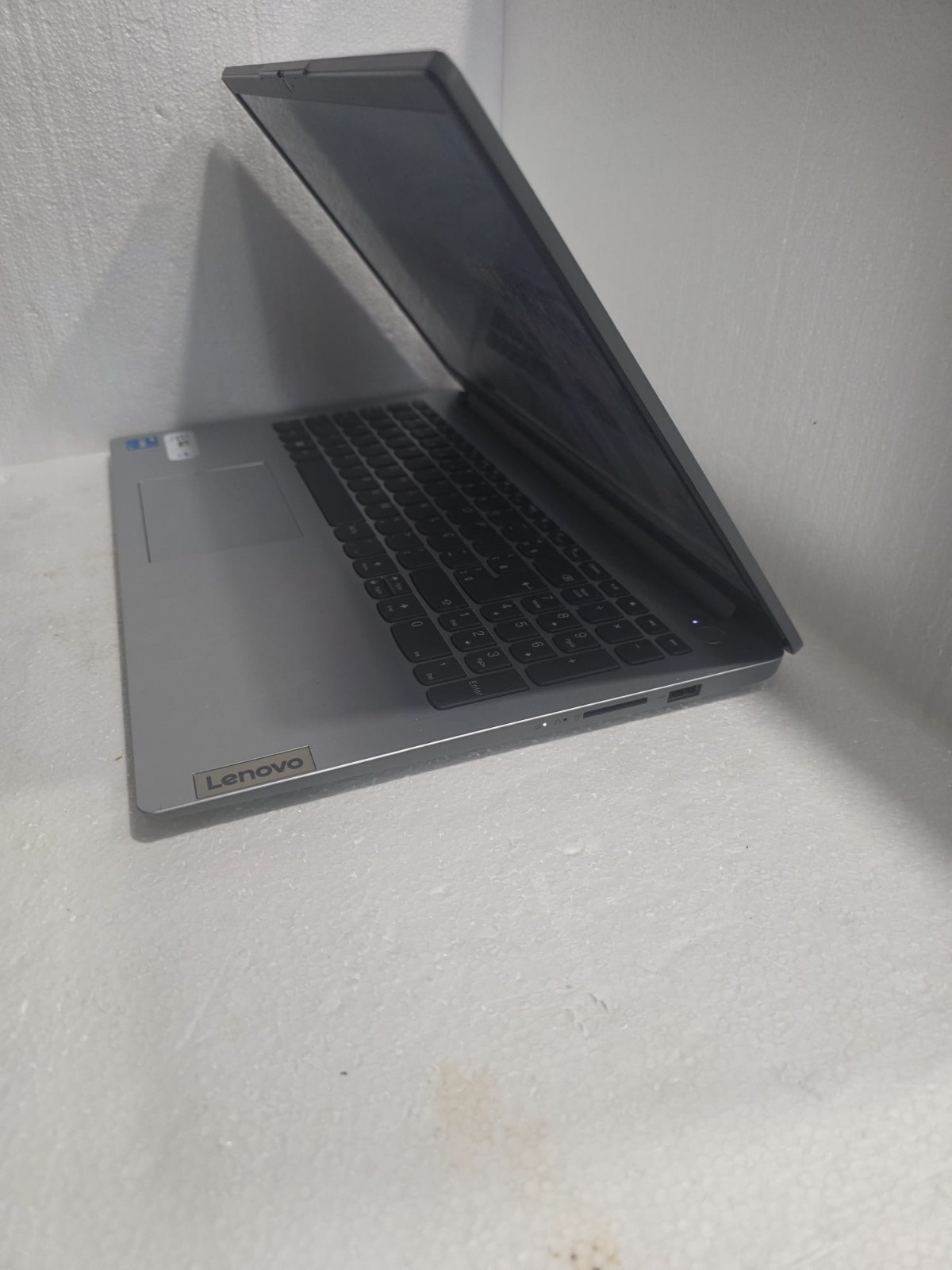 Lenovo Ideapad 1 15 – Core i5 12th Gen – 512GB, 8gb – Intel UHD Graphics