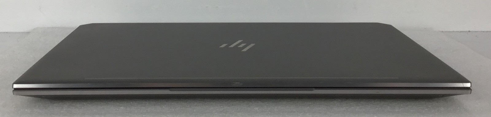 HP ZBook Studio G5 15.6″ I7-8850H 2.6GHz 32GB 256GB 1NVIDIA QUADRO P2000 11 Pro