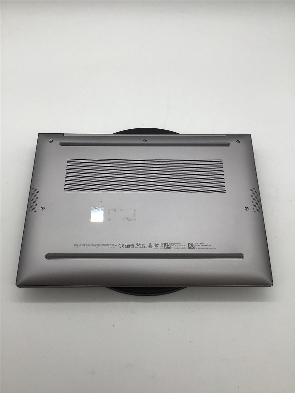 HP ZBook Firefly G11 Intel Ultra 5 135H/16GB RAM/No SSD