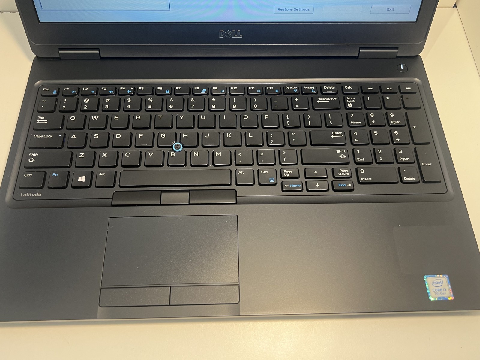 Dell Latitude 5580 Intel i3-7100U 4GB RAM No SSD/OS 15.6″ Display Laptop