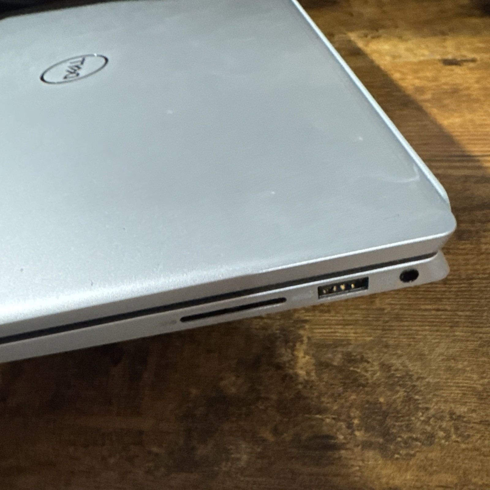 DELL INSPIRON 14 5425 | AMD RYZEN 7 5825U | NO HD | 16GB | NO OS