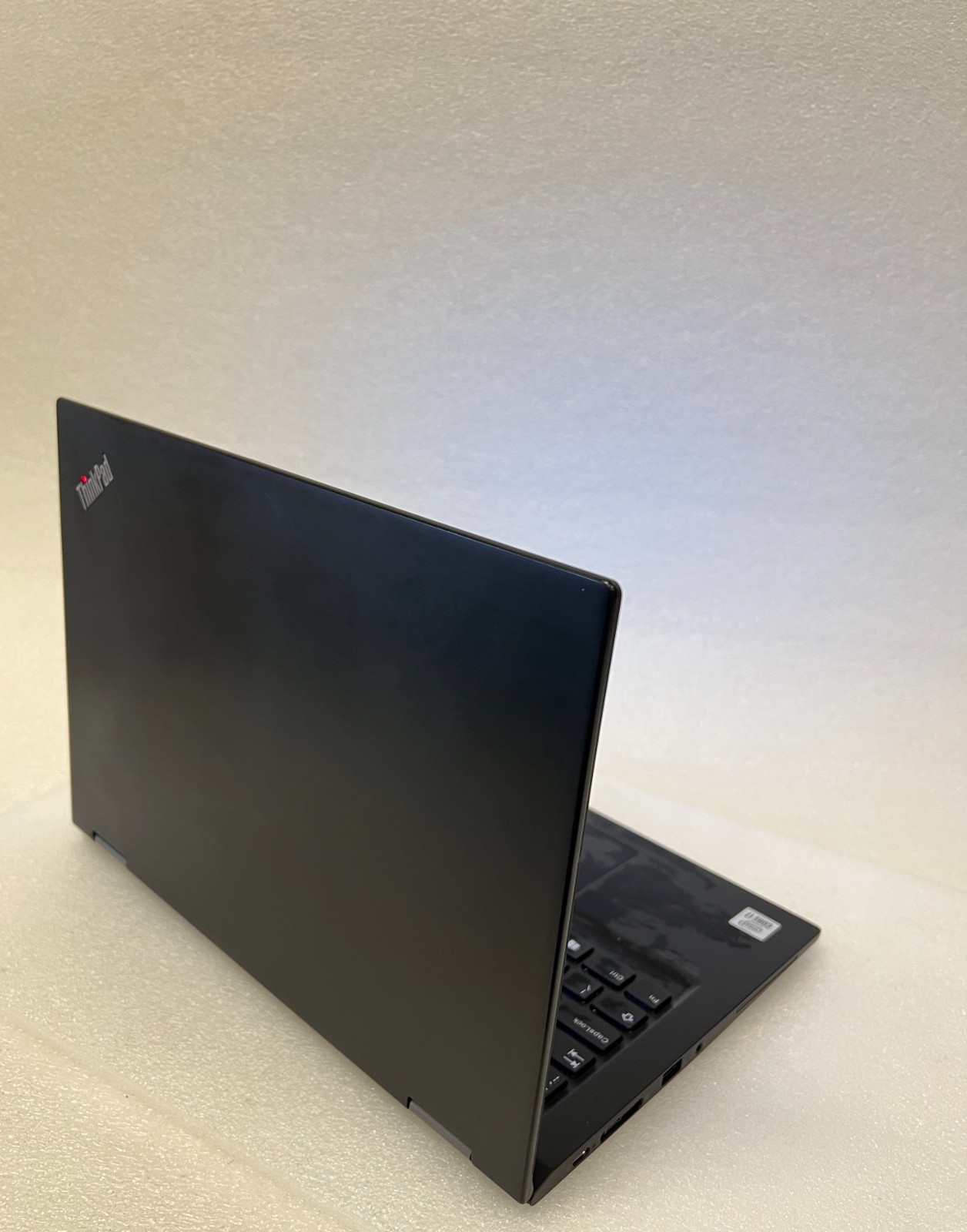 Lenovo ThinkPad X13 Yoga Gen 1 13.3″ Touch i7 10610U 16GB 512GB SSD Windo 11 pro
