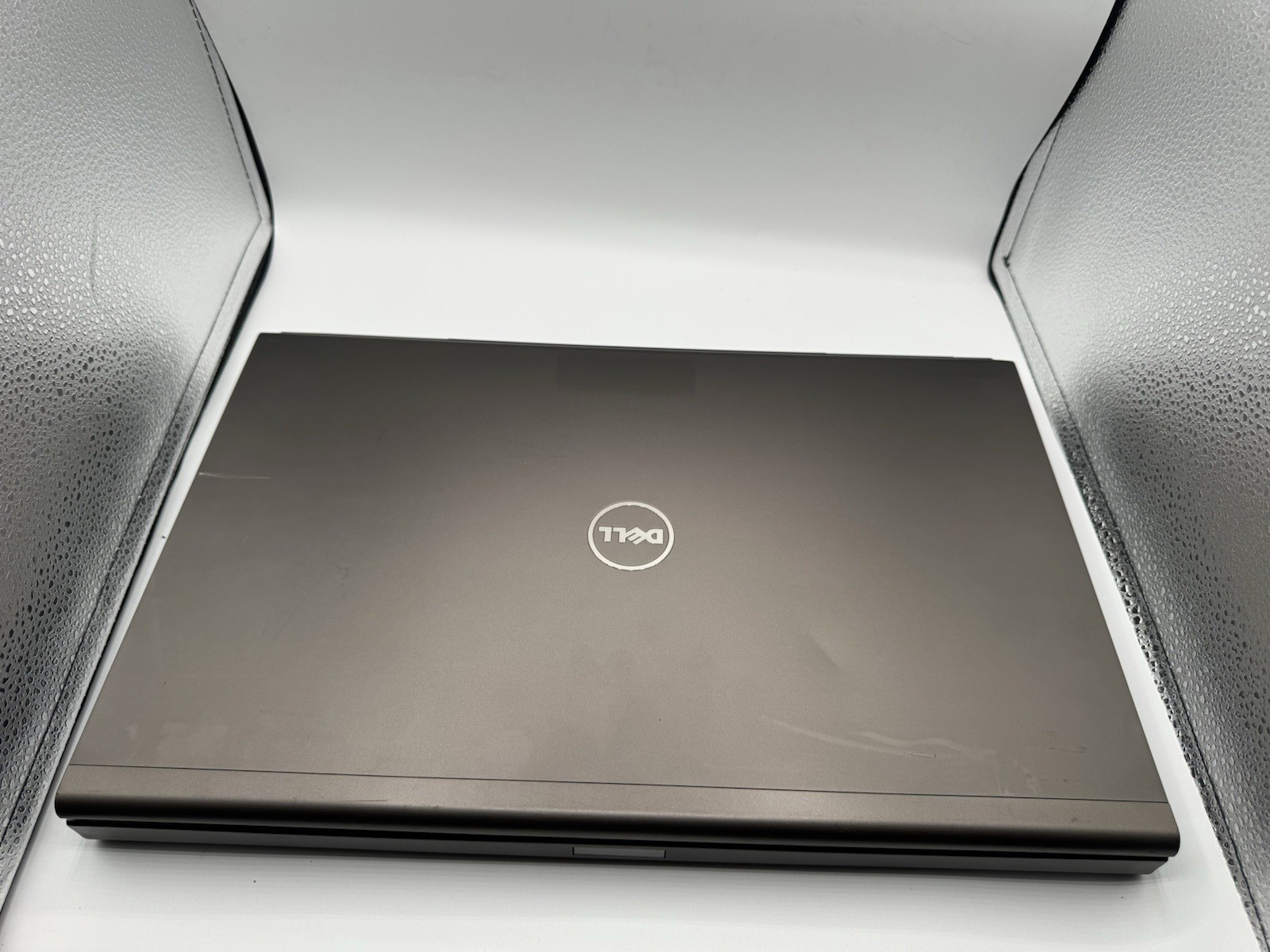 Dell Precision M6800 17.3″ Core i5 4200M 8GB 512GB AMD M6100 Laptop – Good